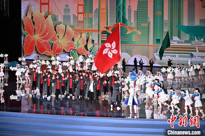 因北京冬奥续缘，在“冰雪一家亲”中成长的香