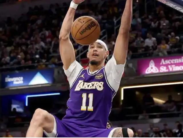 海斯爆发砍21+10 领跑湖人逆转步行者