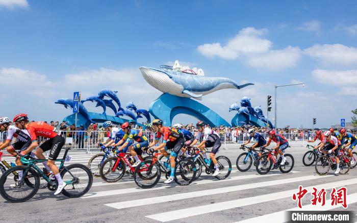 环广西公路自行车赛重启 北海首站意大利车手夺