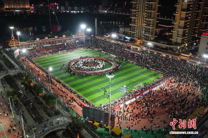 贵州村超第四届赛事启幕 137支乡村球队角逐年度