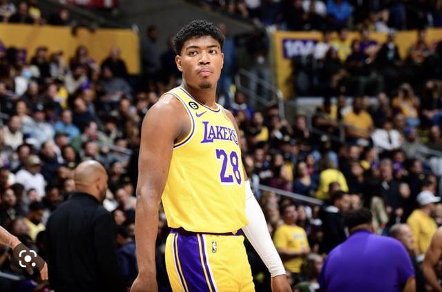 八村塁遭雷迪克按板凳 球迷怒斥战术荒唐