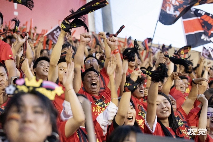 川超联赛焦点战爆冷门 凉山好医生队终结成都锦