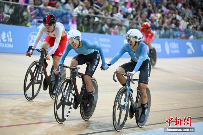 香港队麦迪逊赛夺金 李思颖梁颖仪携手登顶