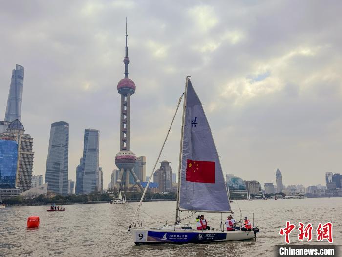 黄浦江畔盛大启幕：2024上海帆船公开赛正式开启
